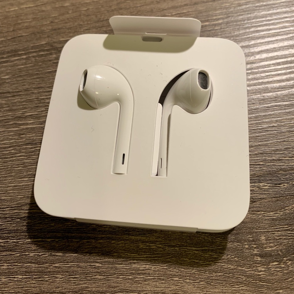 Brand New Apple Headphones with Lighting Connector